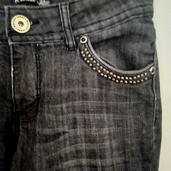 RECRUIT Black Wash Distressed  Jeans with Stud detailing - Picture 4 of 12